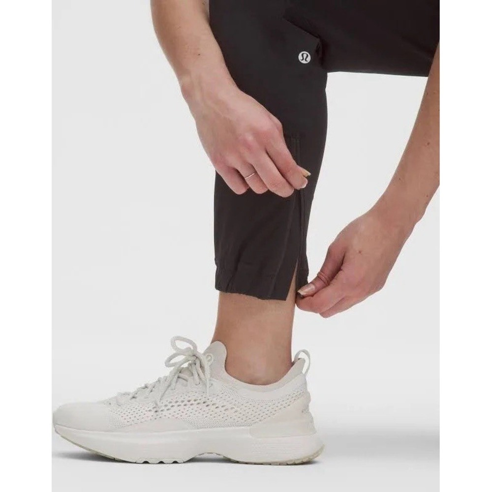Lululemon Adapted State High Rise Jogger Women's Size 12 Black Zip Ankle READ - Picture 2 of 12